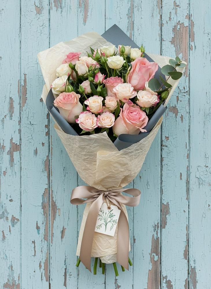Букет нежный и розовый в Мге Букет цветов из: Розы в Мге
