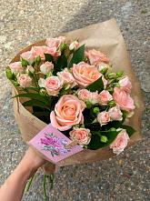 Букет цветов из:  Розы #REPLACE_PRED# Мге
