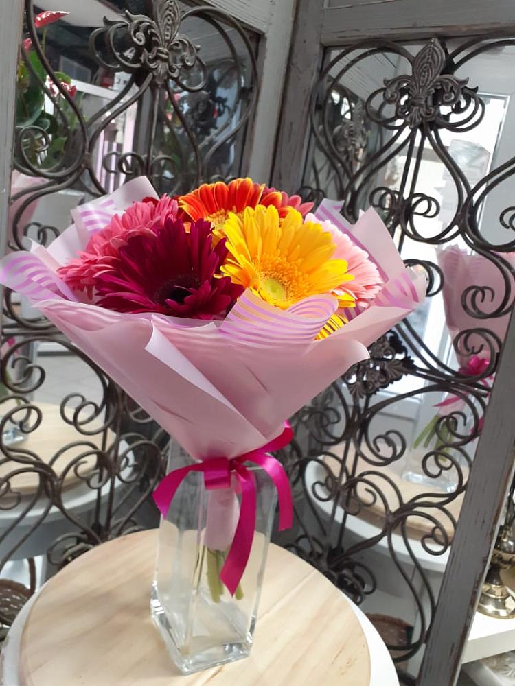 Букет цветов из: Герберы в Мге