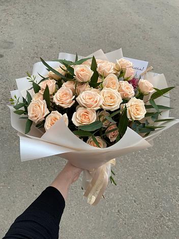 Букет Кремовые розы Латте в Мге