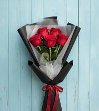 Букет в ритме города в Мге Букет цветов из:  Розы в Мге