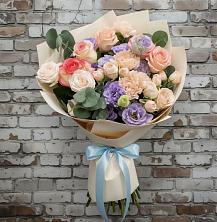 Букет Феерия в Мге Букет цветов из:  Розы, Лизиантусы и Гвоздики в Мге