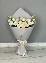 Букет цветов из:  Розы и Лизиантусы в Мге